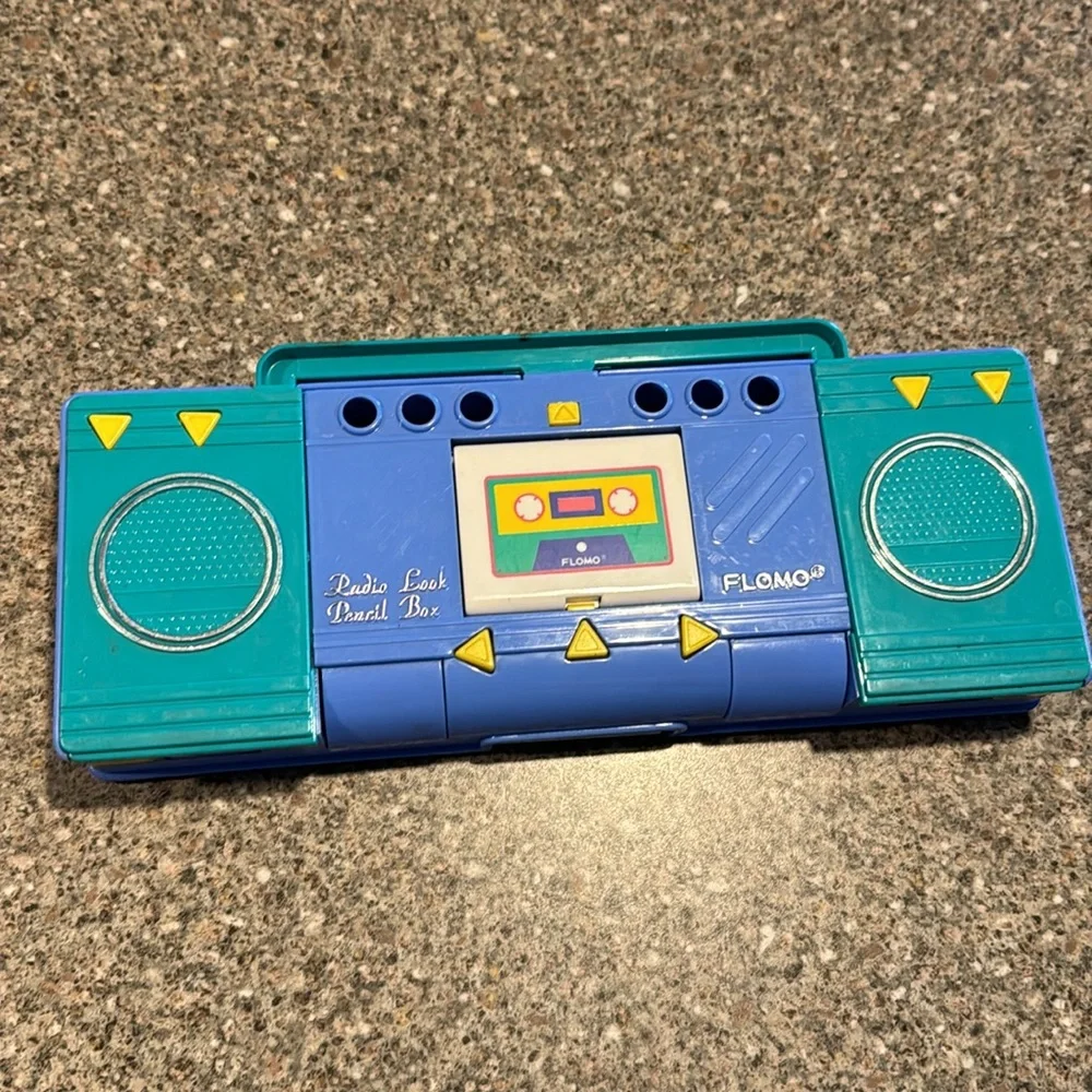 Vintage Flomo Pencil Box